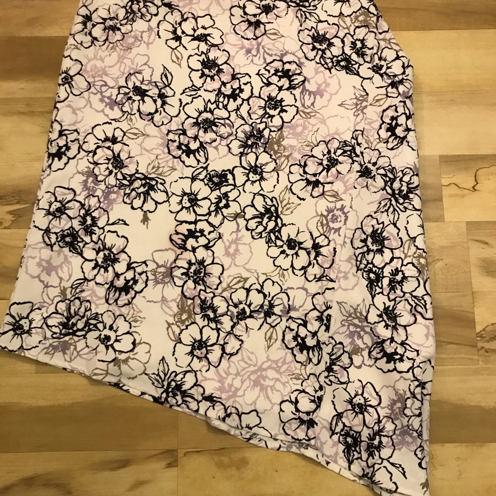 White House Black Market Hi-low skirt